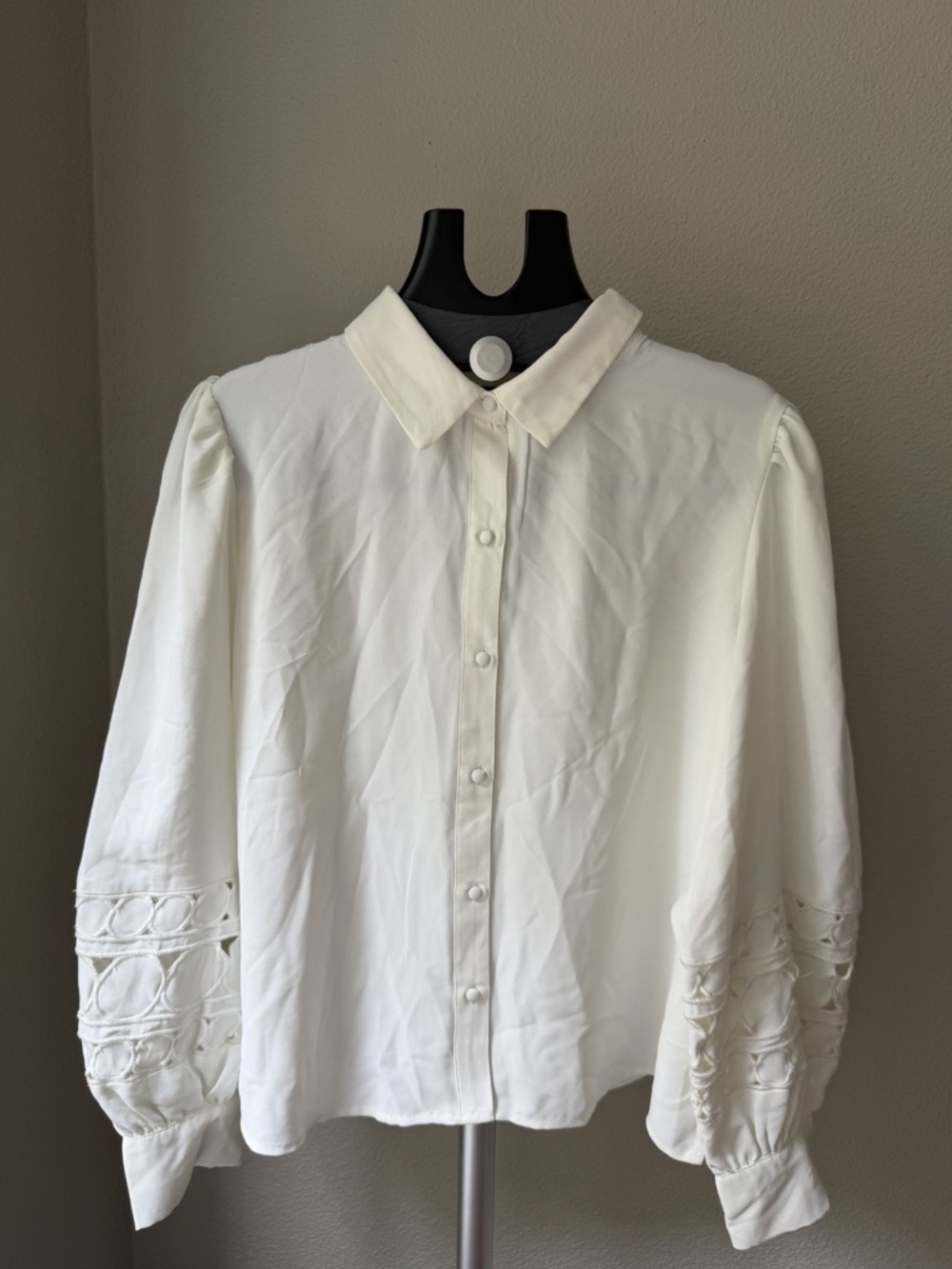 Vince Camuto Women's Ivory Embroidered Button-Up Collared Long Sleeve Top XL